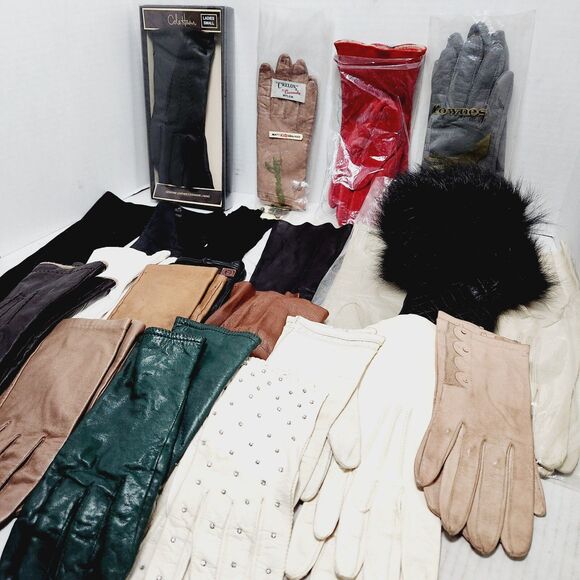 Fownes, Crescendoe, Cole Haan, Van Roalte, Supurbe Accessories - Ladies' Vintage Gloves Lot/22 Pair Sizes 6.5/7 Driving/Theatre Fownes Van Roalte